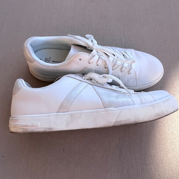 Time and Tru White Lace-Up Platform Sneakers - Picture 3 of 7